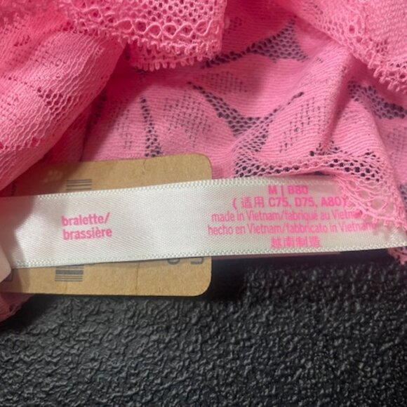 Victoria's Secret Baby Pink Bralette in size Medium for Women - Padded (NWT) - Picture 5 of 5